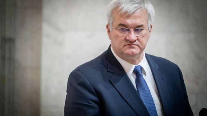 Новая структура украинского МИД, или Когда дела в борделе идут плохо, то надо не кровати передвигать, а менять девочек