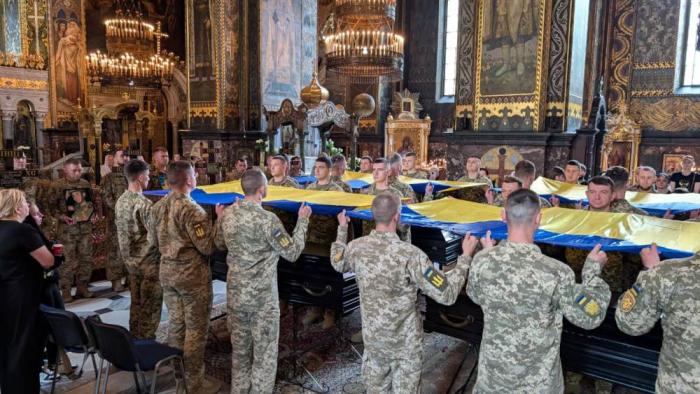 Киев запустил процесс ликвидации канонической Украинской православной церкви