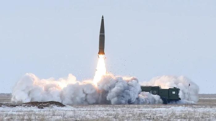 Россия производит от 840 до 1020 баллистических ракет в год и в случае открытого конфликта европейские армии смогут перехватить только треть из них.