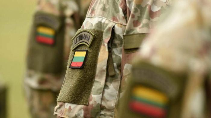 Литовский генерал с маленькими пушками грозится сжечь Россию дотла