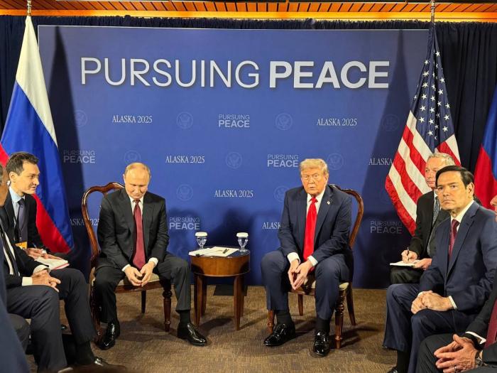 Одной из центральных тем встречи Президентов России и США было урегулирование на Украине