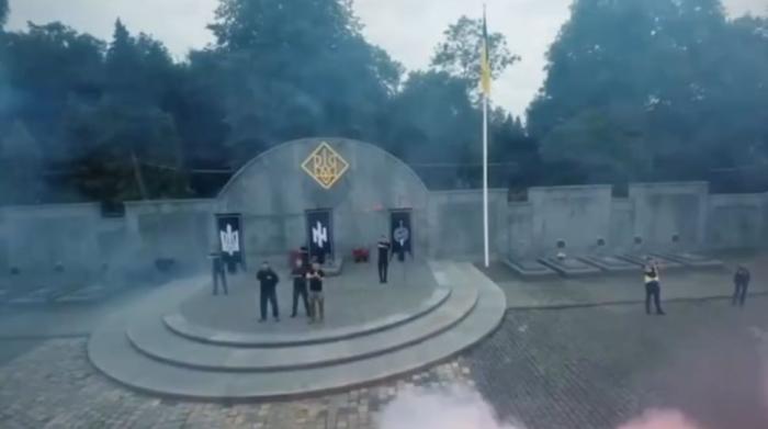 Украинские националисты хотят себе кусочек Польши