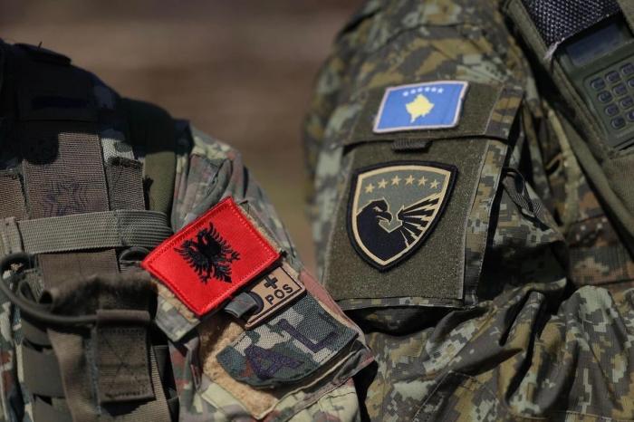 Балканские пасьянсы: США тасуют политическую колоду в Косово