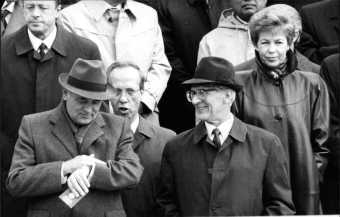 ГДР досталась ФРГ «по цене бутерброда»