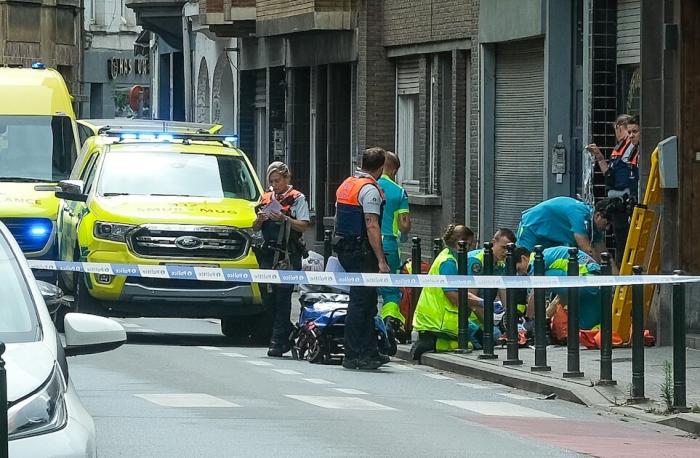 Бельгия вводит в города солдат для борьбы с наркоторговцами, а Америка узаконивает наркоторговлю в Европе