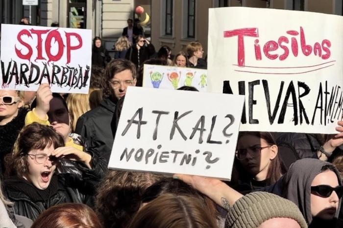 Латвия между Европой и США: спор из-за Стамбульской конвенции 