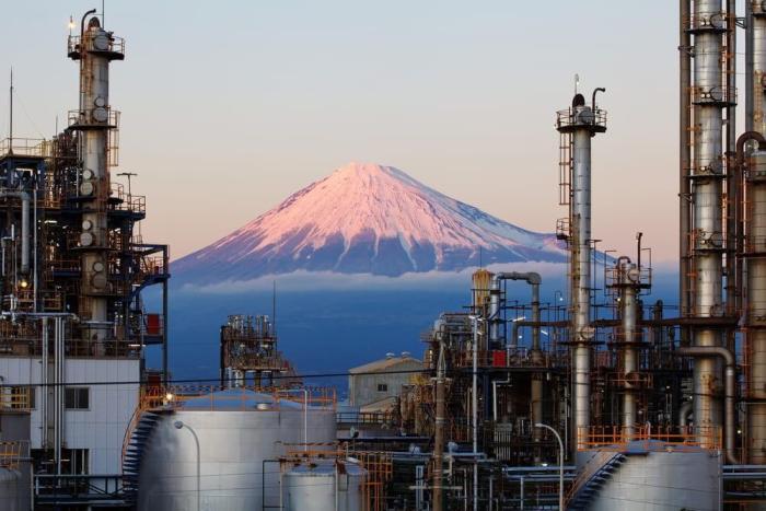 Не в правилах японцев убивать курицу, несущую золотые яйца