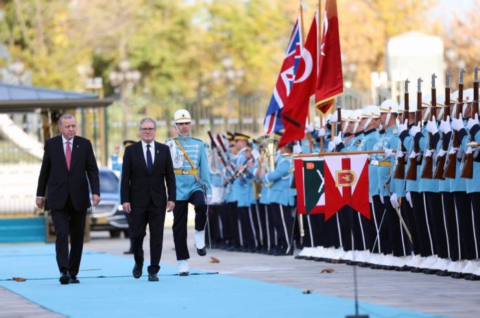 Как США и Великобритания решили поделить Восток руками Турции