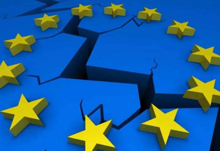 Порванные штаны Брюсселя: амбиции Европы давно уже не отвечают её возможностям