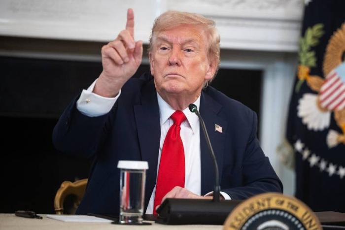 «28 пунктов»: капитуляция Зеленского имени Трампа