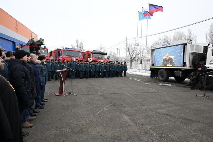 новую пожарно-спасательную часть в ДНР открыли вместе с главой МЧС России Александром Куренковым и его заместителем Алексеем Кострубицким