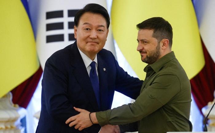 Южная Корея рассматривает возможность присоединения  к инициативе НАТО по поставкам вооружения Украине