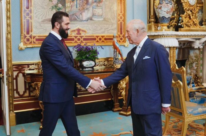 Временный президент Сирии Ахмед Аш-Шара`а побывал на аудиенции у короля Великобритании Карла.