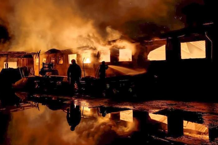 Последствия ударов Гераней в Шостке Сумской области, источник сообщество Хроники Гераней в мессенджере МАХ