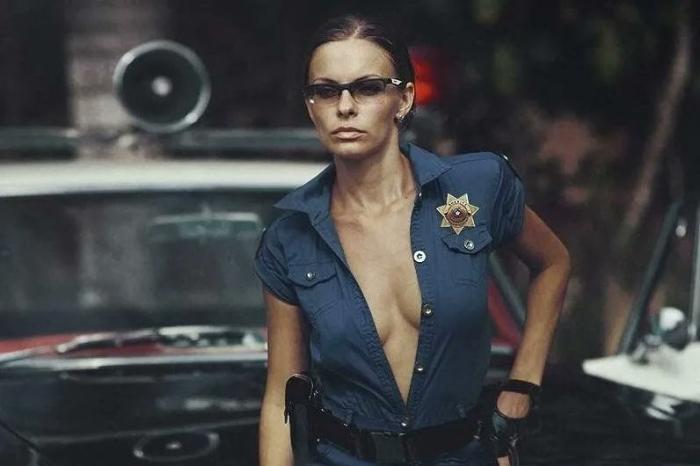 Виктория Якимова теперь больше не почётный консул Украины в Доимникане