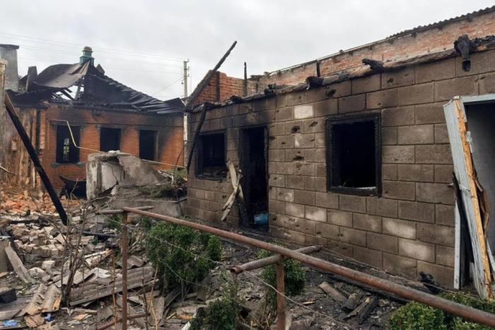 продолжаем уничтожать ресурсы противника в городе Изюм Харьковской области, источник МАХ-канал Дневник Десантника