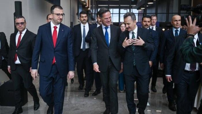 Генсек НАТО побывал с визитом в Турции