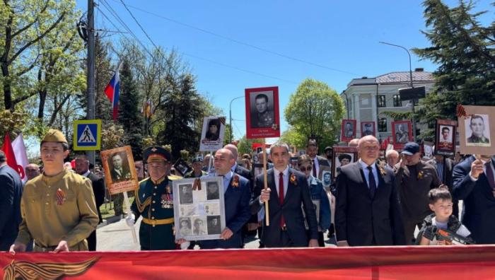 Шествие Бессмертного полка в Цхинвале 9 мая 2026 г.
