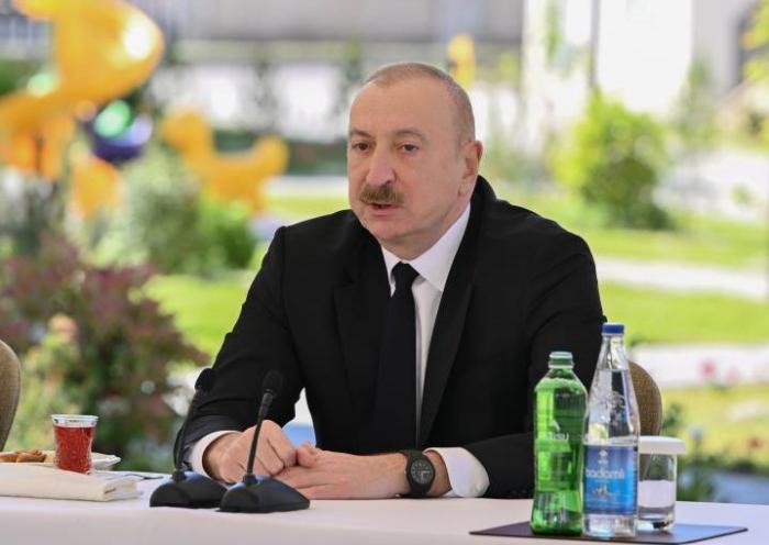 Алиев предупредил Армению о «больших неприятностях» в случае прихода к власти радикалов 