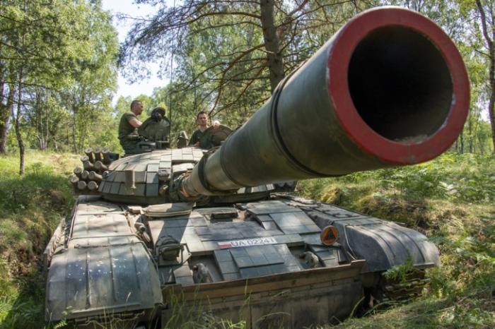 Польша требует передать ей €450 млн из кредита ЕС Украине в размере €6,6 млрд в качестве компенсации за поставленное Киеву оружие. 