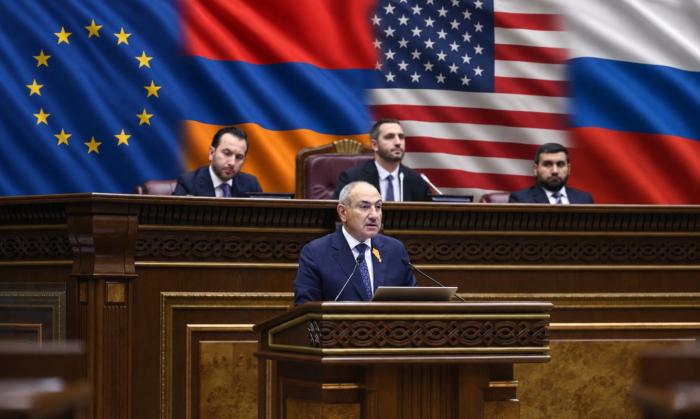 Премьер-министр Армении Никол Пашинян представил в парламенте программу правительства, сотканную из противоречий