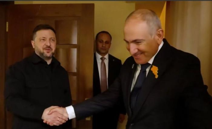 Армения «решительно поддержала» Украину, пообещав ей справедливый мир и гуманитарную помощь