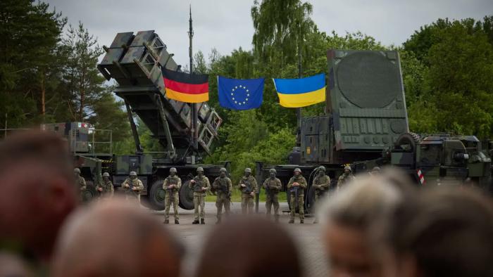 Европа увеличивает военную помощь Украине