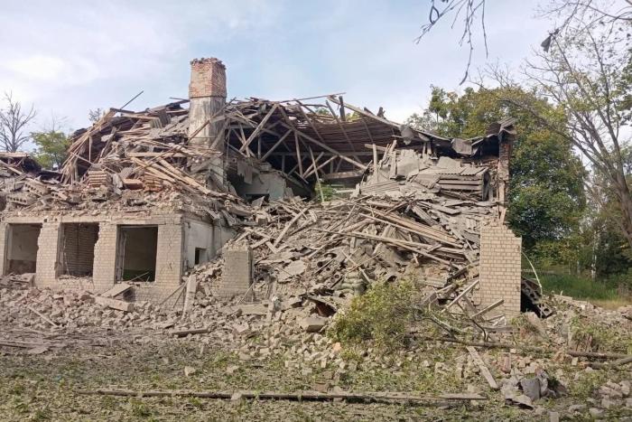 последствия ударов УМПК в Осколе Харьковской области, источник МАХ-канал Хроники Гераней