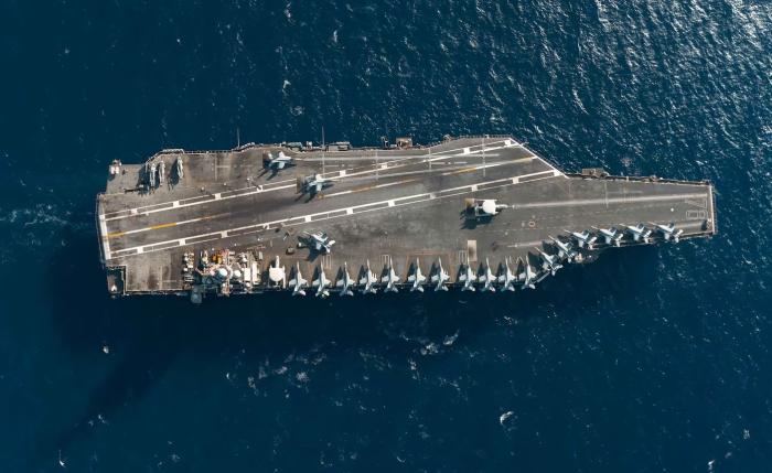 Американские моряки жалуются, что длительные морские походы причиняют ущерб их психическому здоровью.