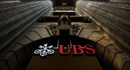 Консорциум UBS был создан 15 сентября 2015 года девятью финансовыми компаниями: Barclays, BBVA, Commonwealth Bank of Australia, Credit Suisse, Goldman Sachs,J.P. Morgan & Co., Королевский банк Шотландии, State Street Corporation, UBS