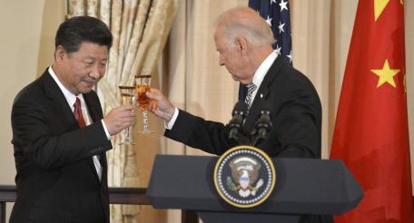Вице-президент США Байден и председатель КНР Си Цзиньпин