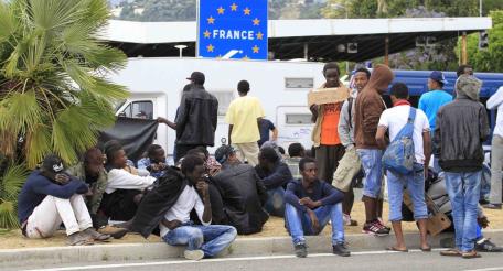 Чужеродные мигранты оккупируют Францию