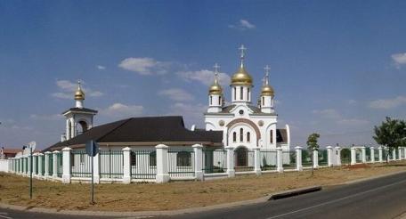 РПЦ может повести за собой весь православный мир