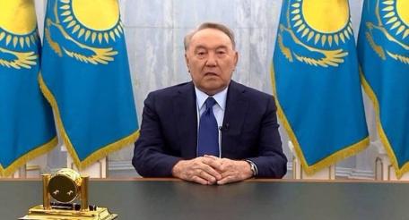 Первый президент Казахстана Назарбаев впервые с начала массовых беспорядков в стране обратился к гражданам, заявив, что он никуда не уезжал, а среди властей страны нет раскола. 