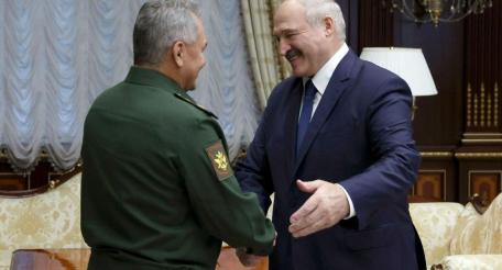Министр обороны России Сергей Шойгу встретился с Александром Лукашенко