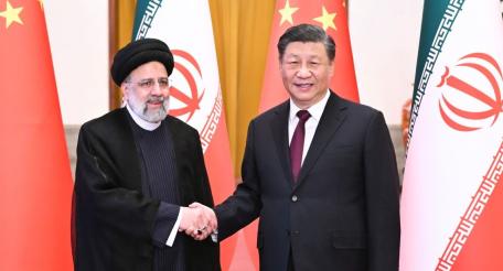 Тегеран готов привязывать свою внешнюю политику к китайско-российскому центру