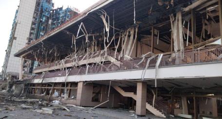 Гостиница и морской вокзал, уничтоженные в результате ночных ударов по Одессе. Ряд источников сообщают, что объекты использовались для размещения личного состава ВСУ
