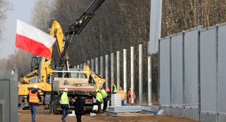 Польша строит стены на границе с Белоруссией