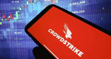 Глобальный компьютерный сбой из-за дефектного приложения Crowdstrike был кибератакой?