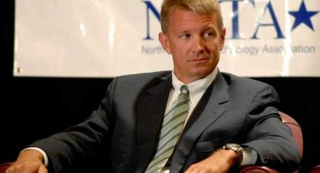 Эрик Принс, владелец американской ЧВК Blackwater, заявил, что его боевики готовы ликвидировать президента Венесуэлы Николаса Мадуро и его ближайшее окружение, если Вашингтон заплатит $100 млн. 