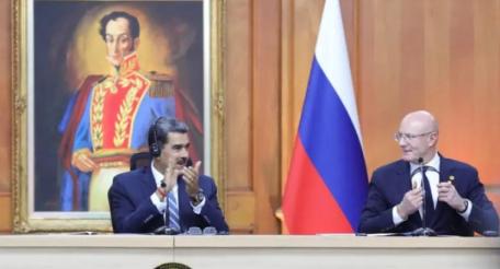 Россия и Венесуэла в лице зампредседателя правительства России Дмитрия Чернышенко и президента Николаса Мадуро подписали соглашение о стратегическом партнёрстве до 2030 г.