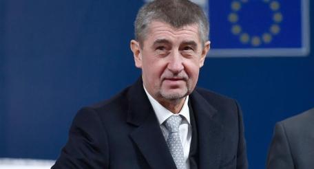 В Чехии растёт популярность критиков поддержки Украины