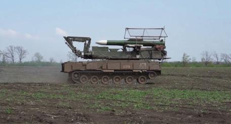 Пуско-заряжающая установка 9А316 из состава ЗРК 9К317 «Бук-М2» группировки войск «Восток»