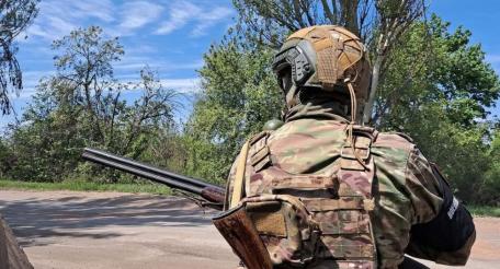 на днепропетровском направлении защищают небо от беспилотников противника. Спецназ БПЛА уничтожает две «Бабы-Яги» за 15 минут, источник Телеграм-канал Военкор Астрахань