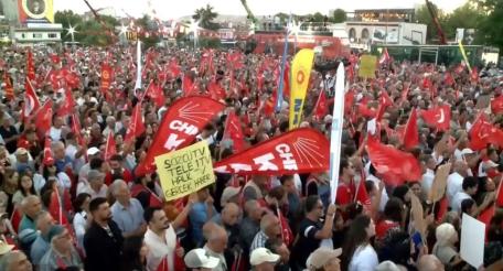 Митинги оппозиционных сил в Турции не прекращаются
