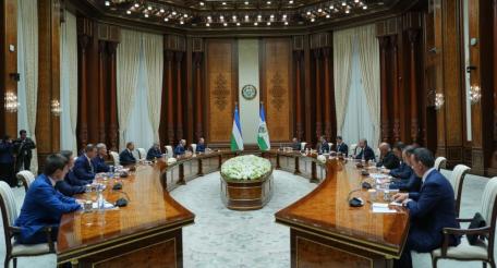 В Ташкенте состоялось 26-е заседание Межправительственной российско-узбекской комиссии по экономическому сотрудничеству и бизнес-форум