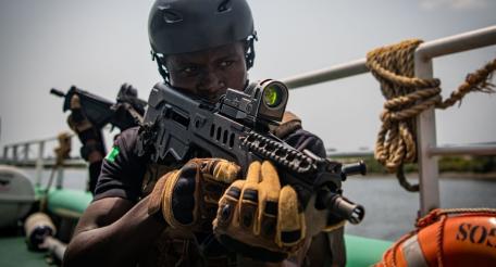 ЕС с США устремляются «оборонять» и Гвинейский залив...