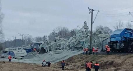 состав Харьков – Ужгород, попавший под удар «Герани» Житомирской области, источник Телеграм-канал Военкор Котенок