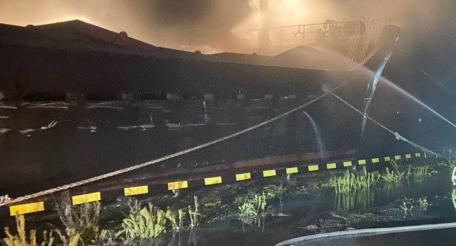 горевшее после удара Герани судно в Одесском порту, источник Телеграм-канал Хроники Гераней