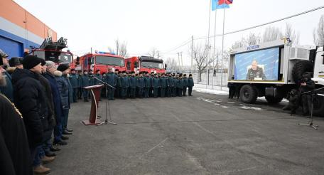 новую пожарно-спасательную часть в ДНР открыли вместе с главой МЧС России Александром Куренковым и его заместителем Алексеем Кострубицким